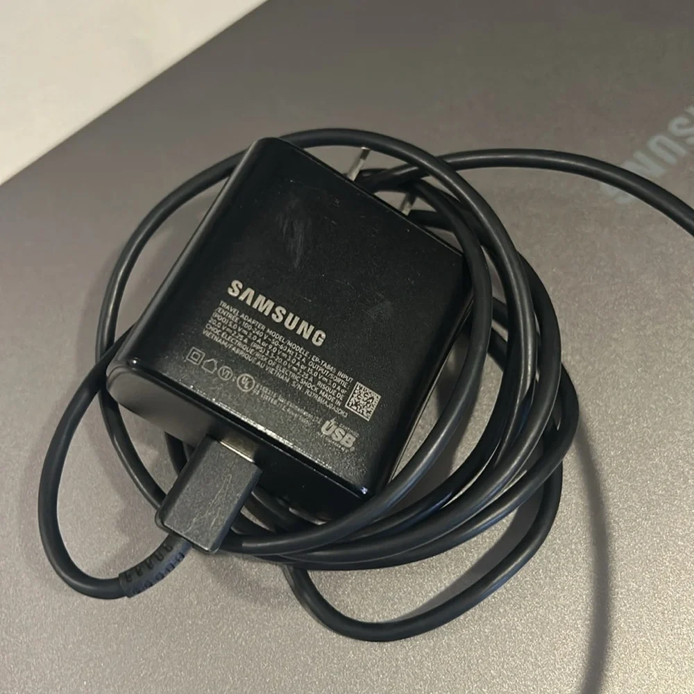 Samsung Silver Chromebook Sleek Design Compact Build